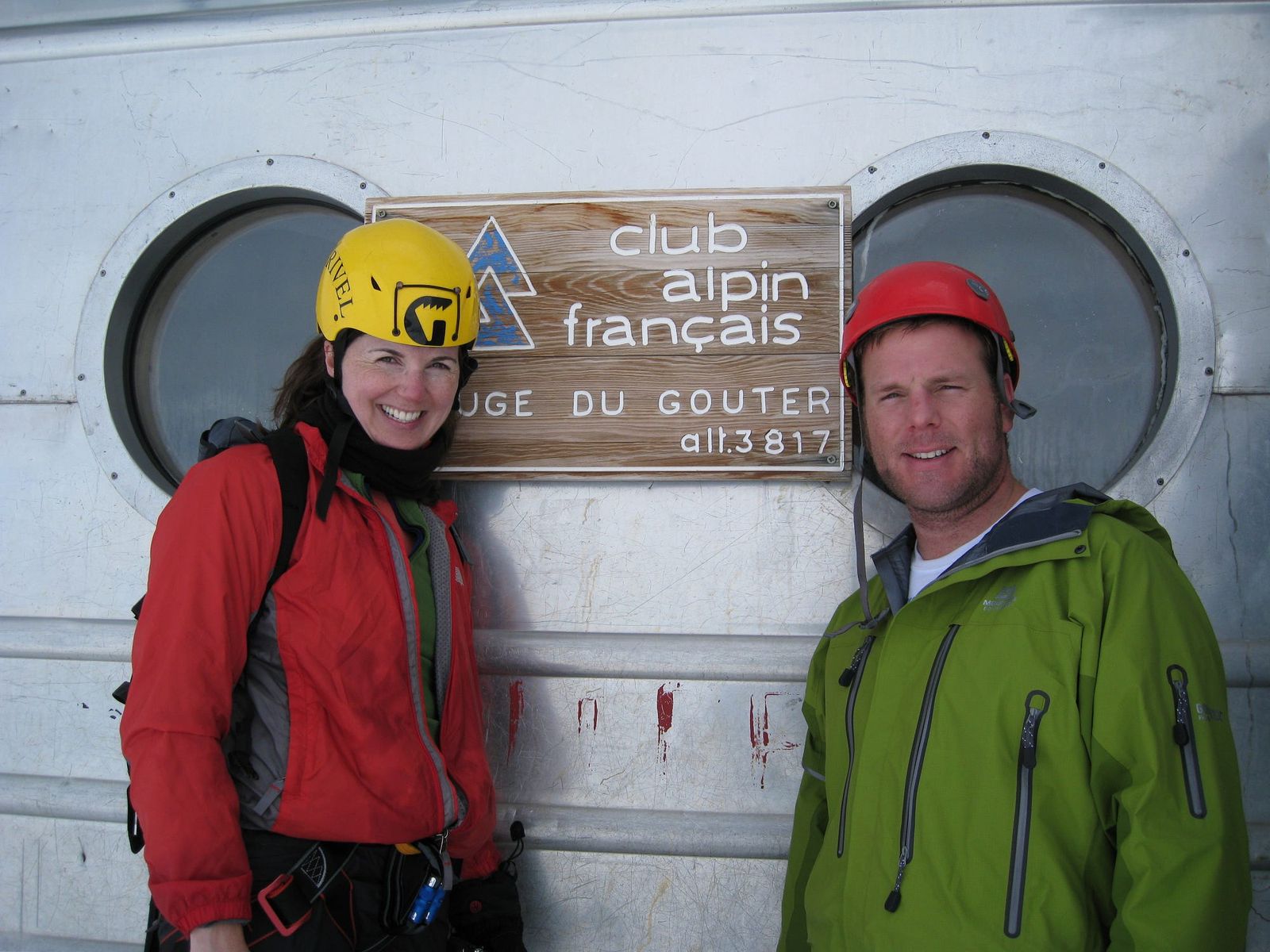 Lisa and I on our first Mont Blanc attempt, this is as high as we made it. Only 1000 vertical meters from the top! We knew we couldn’t go on further