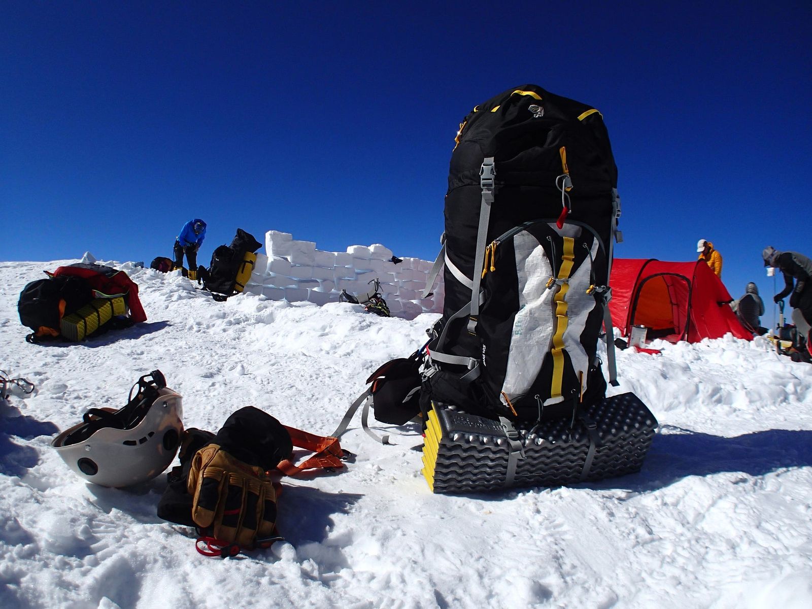 A maxed out 105L pack ready to cart back down to Camp 3.