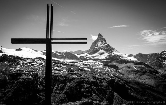 Riffelhorn Summit looking towards Matterhorn