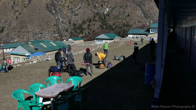 Kids playing frisbee at our lodging in Phortse