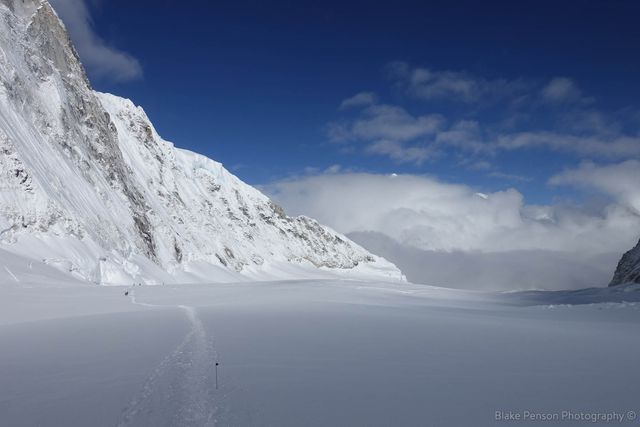 Looking down the CWM on the way down – no Icefall pictures as I didn’t want to stop even for a second